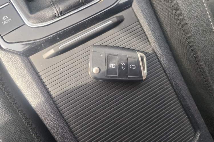 Used Volkswagen Sagitar 2021 280TSI DSG Luxury Smart Connectivity Edition