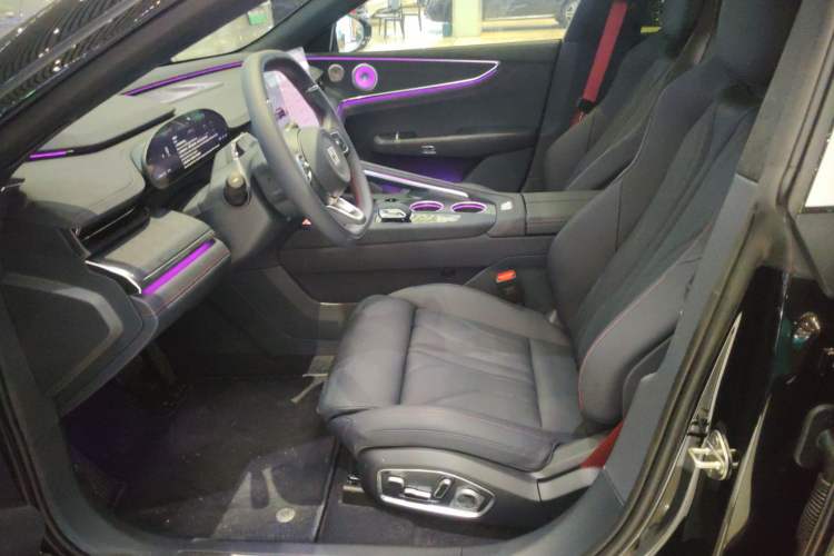 Used Zeekr 001 2026 Model 103° Four-Wheel Drive Ultra Version
