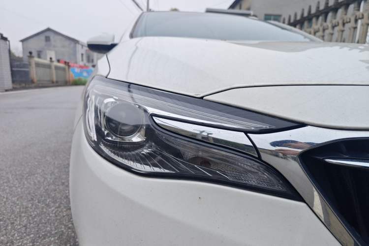 Used Buick Excelle GX 2018 15T Dual-Clutch Elite Model
