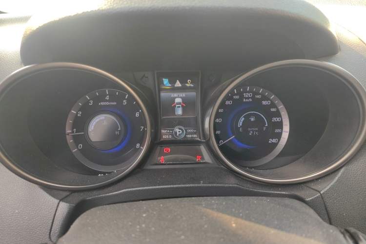 Used Changan CS75 2016 1.8T Automatic Elite Model China V Standard