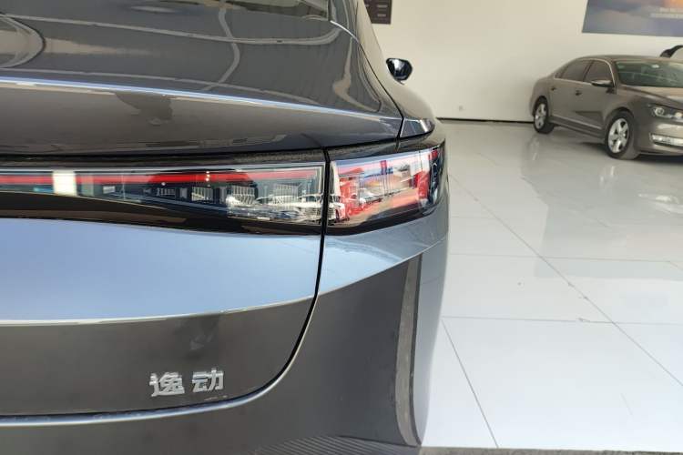 Used CHANGAN Eado PHEV 2025 Smart New Blue Whale 145KM High-Energy Edition
