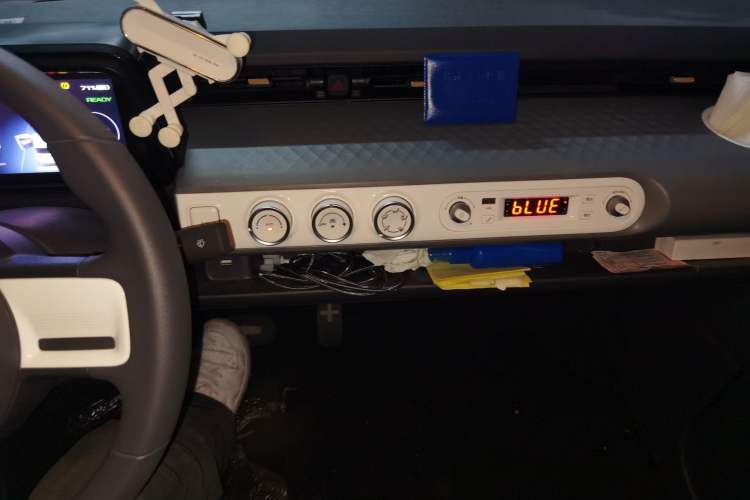 Used Wuling Hongguang MINIEV 2022 GAMEBOY 200km Gaming Edition with Lithium Iron Phosphate