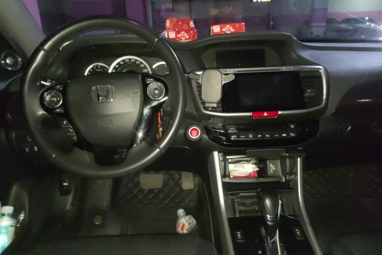 Used Honda Accord 2016 2.4L Luxury Edition
