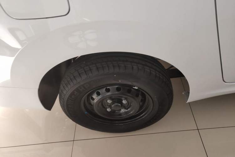 Used Wuling Hongguang New Energy 2025 Extended-Range Hybrid 50 km Utility Version
