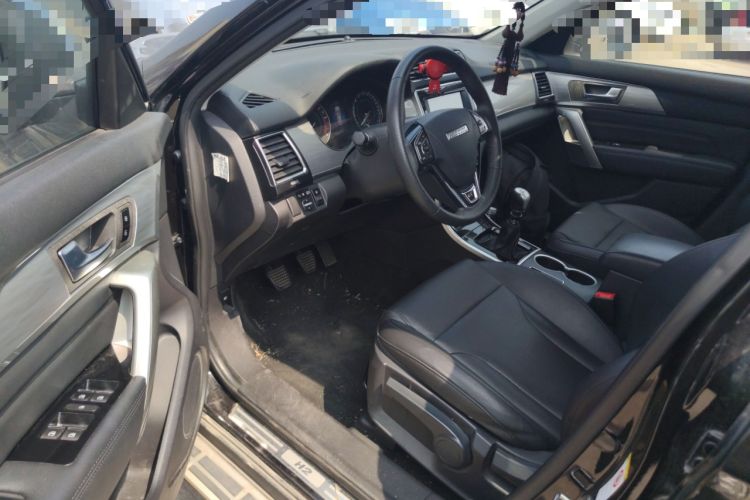 Used Haval H2 2017 Red-Label 1.5T Manual Two-Wheel Drive Luxury Model