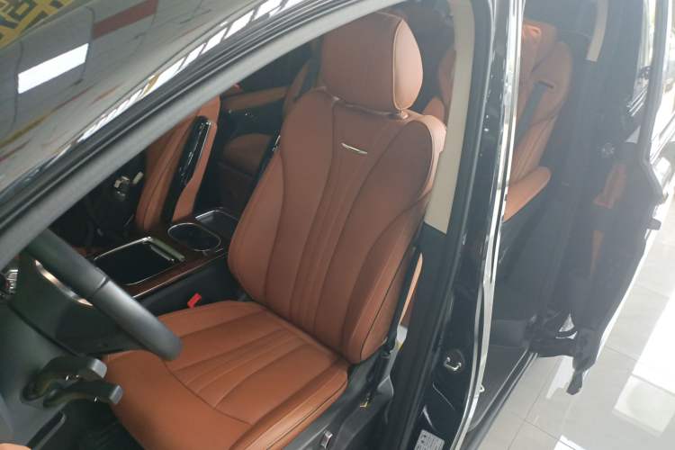 Used Hongqi HQ9 PHEV 2024 2.0T Four-Wheel Drive Luxury Edition
