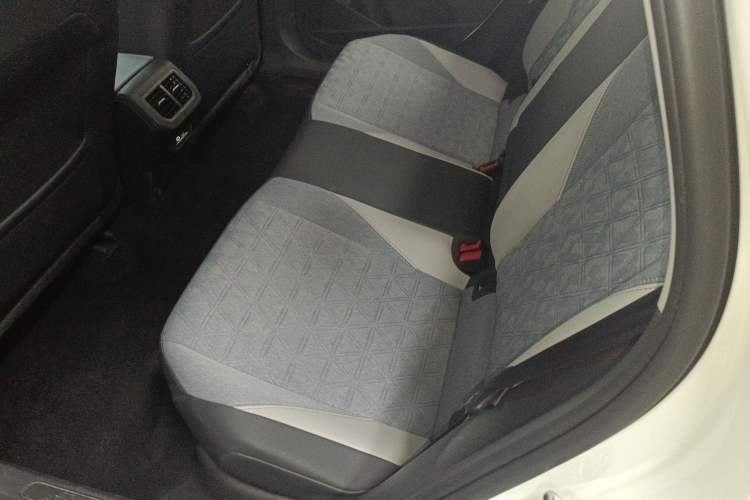 Used Volkswagen Lavida 2023 300TSI DSG Full-Comfort Edition