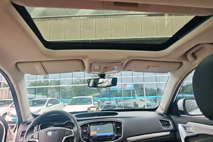 Used Geely Auto Vision X6 2016 1.3T CVT Flagship Model Headliner