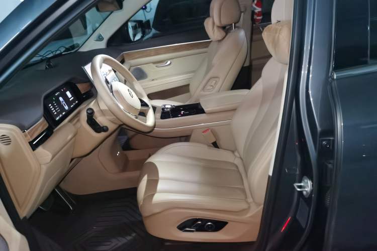 Used Hima AITO M7 2024 1.5T Intelligent Driving Rear-Drive Ultra Version 6 Seats