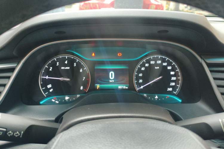 Used Buick GT 2018 18T Automatic Elite Model Instrument Cluster