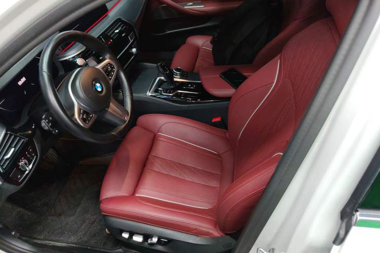 Used BMW 5 Series 2022 Second Facelift 530Li Luxury Version M Sport Package
