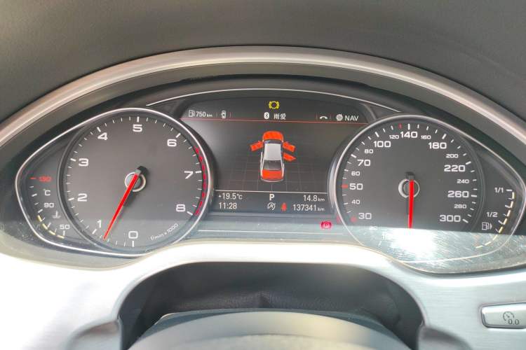 Used Audi A8 2014 A8L 45 TFSI quattro Luxury Model
