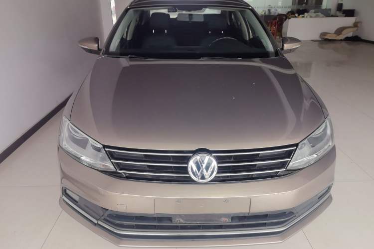 Used Volkswagen Sagitar 2017 1.6L Automatic Comfort Model
