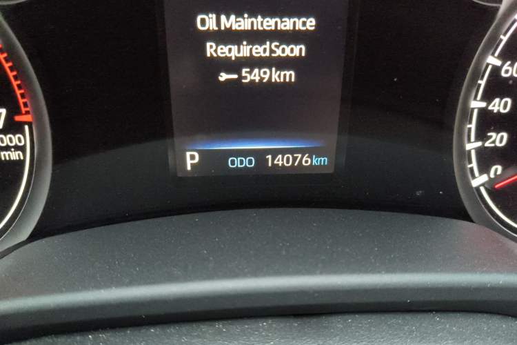 Used Toyota Land Cruiser 2022 3500 3.5T GXR with 20 Wheels Velvet Interior Ambient Lighting and Creep Mode—Middle East Edition Odometer Close Up