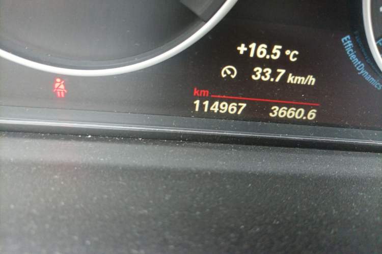 Used BMW 3 Series GT 2018 320i Sport Edition Odometer Close Up