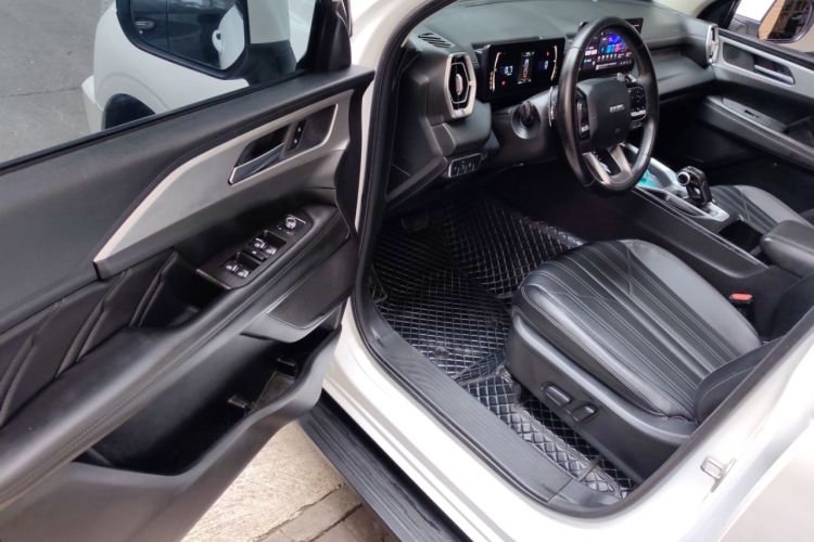 Used Haval H5 2023 2.0T Automatic All-Wheel Drive LinkedIn Gasoline
