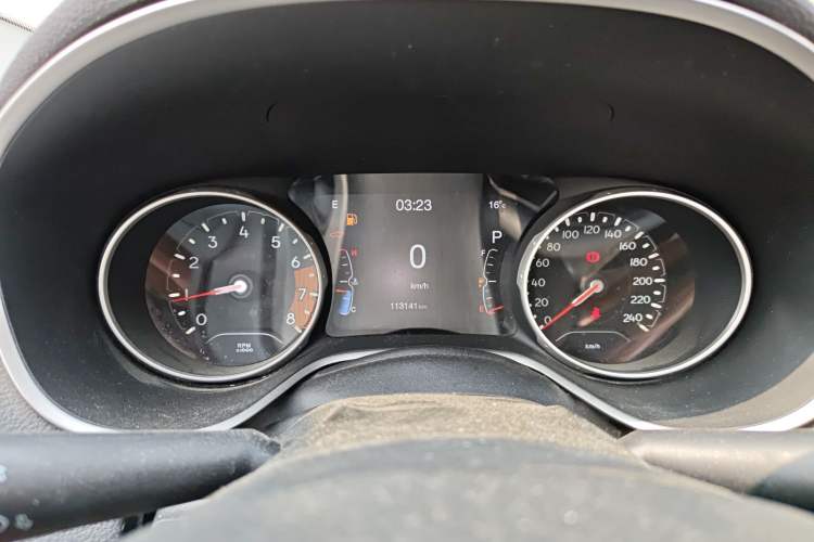 Used Jeep Compass 2017 200T Automatic Family Edition
