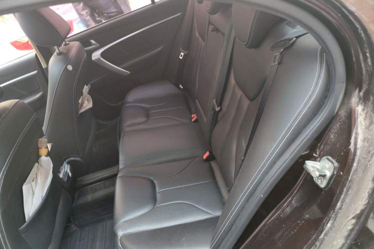 Used Geely Auto Emgrand 2017 Sedan Million Edition 1.5L Manual - Upward Version
