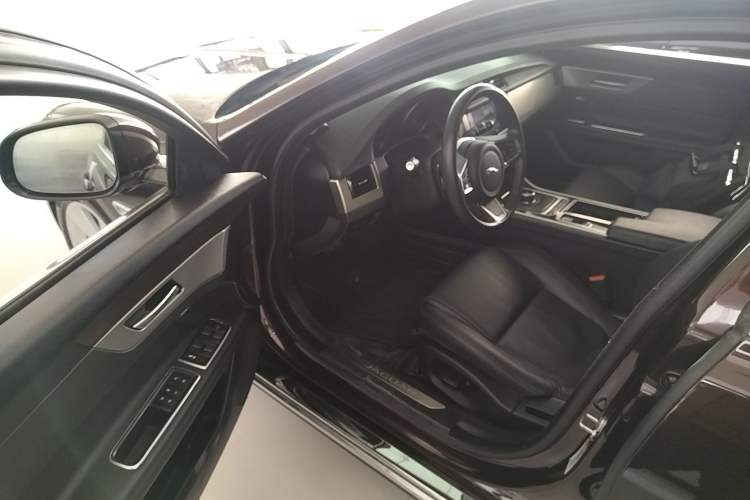 Used Jaguar XFL 2018 XFL 2.0T 200PS Elite Edition