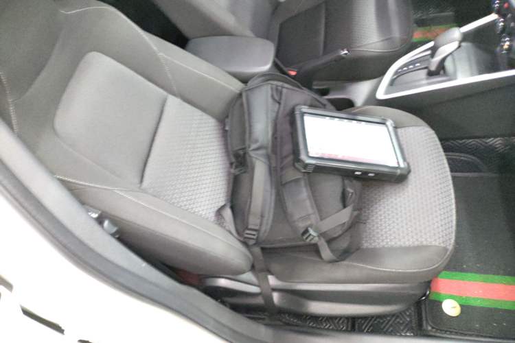 Used Chevrolet Cavalier 2022 325T Automatic Enjoyment Edition Right Front Seat