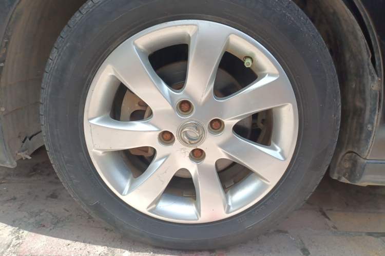 Used Dongfeng Aeolus A60 2012 1.6L Manual Luxury Model