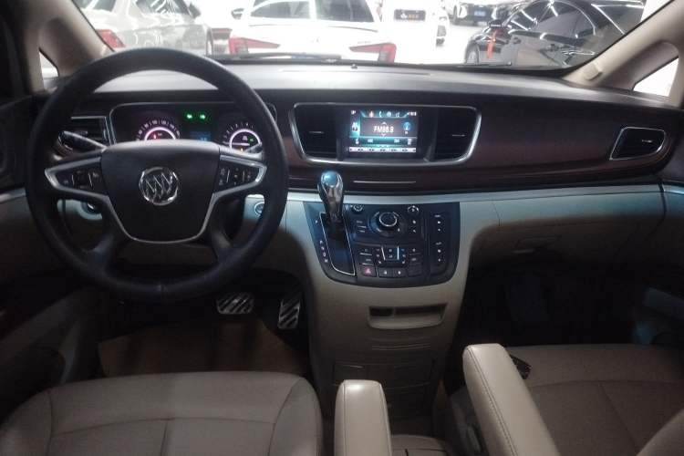 Used Buick GL8 2018 28T Prestige Version China VI Standard