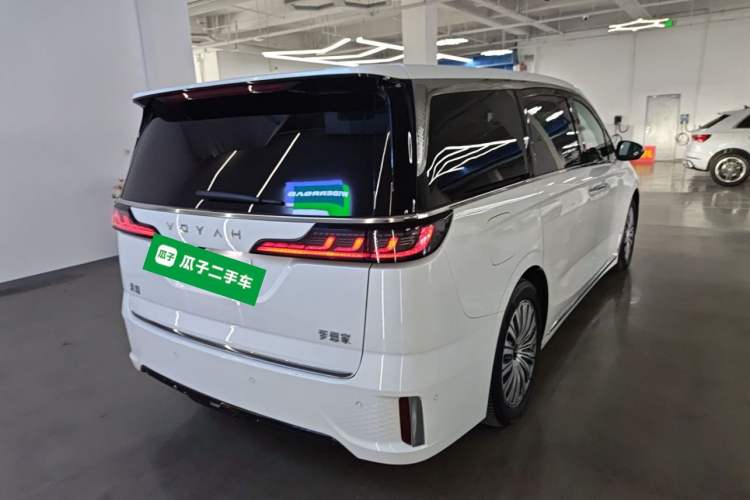 Used VOYAH Dream 2022 0-Carbon Edition Dream+ Smart Enjoyment Package 475 km
