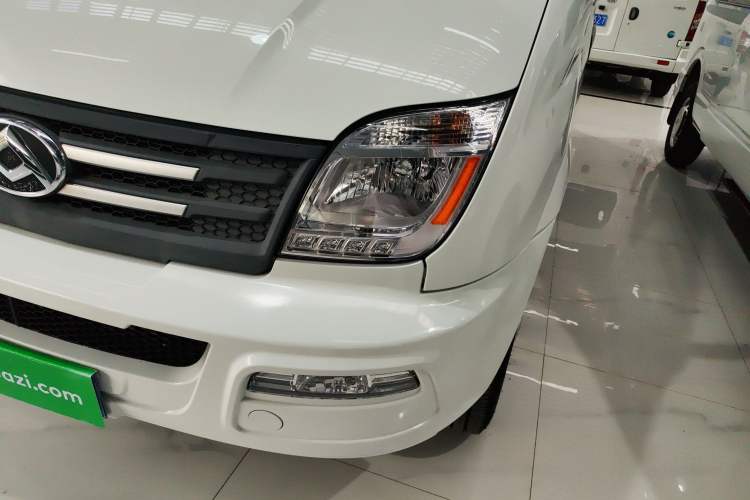 Used SAIC MAXUS Xintu V80 2021 2.0T Manual Classic Aoyuntong Long Wheelbase Mid-Roof 6/7/8/9-Seater
