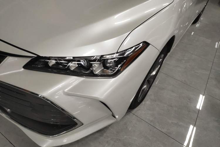 Used Toyota Avalon 2019 2.0L Ambition Edition China VI