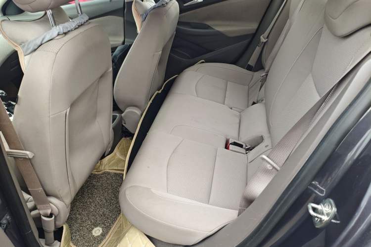 Used Chevrolet Cruze 2015 1.5L Automatic Fashion Navigation Edition Left Rear Seat