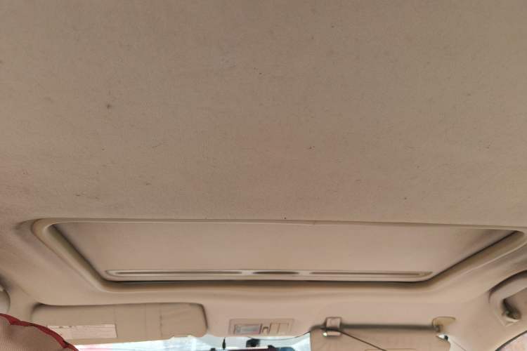 Used CHANGAN Alsvin V5 2012 1.5L Manual Sport Version China V Standard Headliner