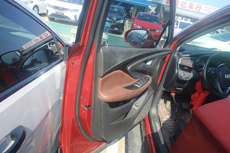 Used Buick Envision 2017 20T Two-Wheel Drive Luxury Model