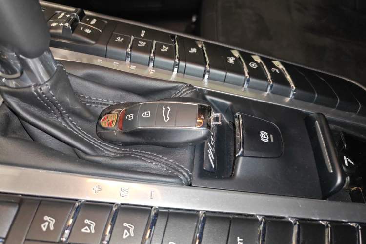 Used Porsche Macan 2018 Macan 2.0T