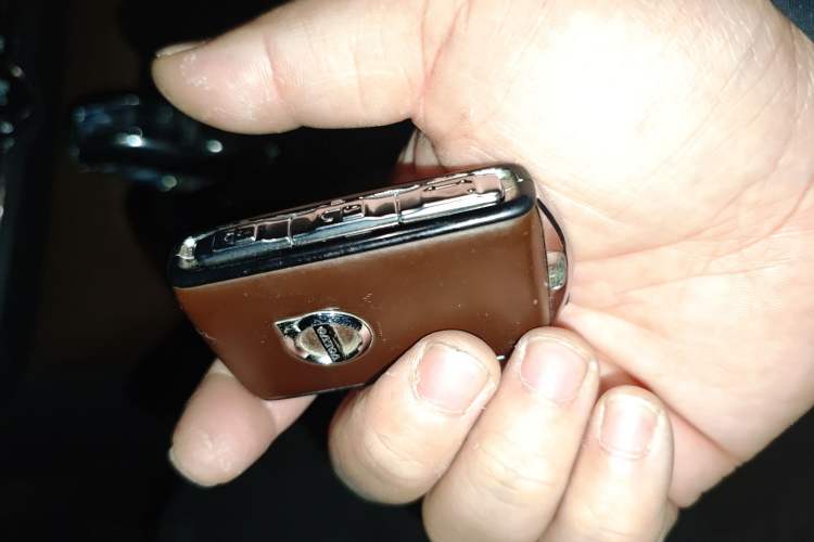 Used Volvo S90 New Energy 2019 T8 E-Drive Hybrid Intelligent Luxury Version China V Standard Vehicle Key