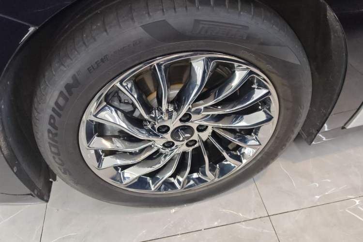 Used VOYAH Dream 2024 PHEV Ultra-Long Range Flagship Edition