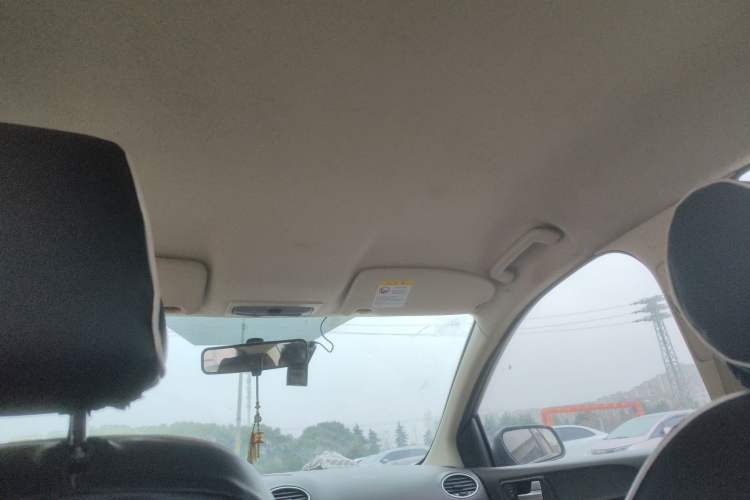 Used Ford Focus 2013 Sedan Classic 1.8L Automatic Base Model
