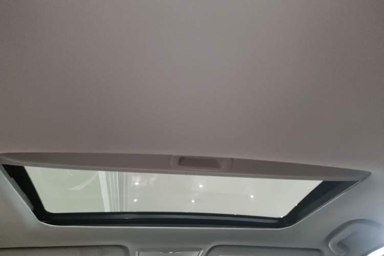 Used Honda Accord 2016 2.0L Comfort Edition Headliner