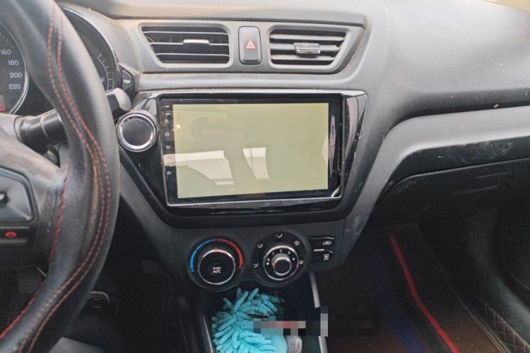 Used Kia K2 2012 Sedan 1.4L MT GLS Commemorative Edition