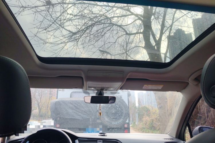 Used Volkswagen Tiguan L 2017 330TSI Automatic Two-Wheel Drive Luxury Edition