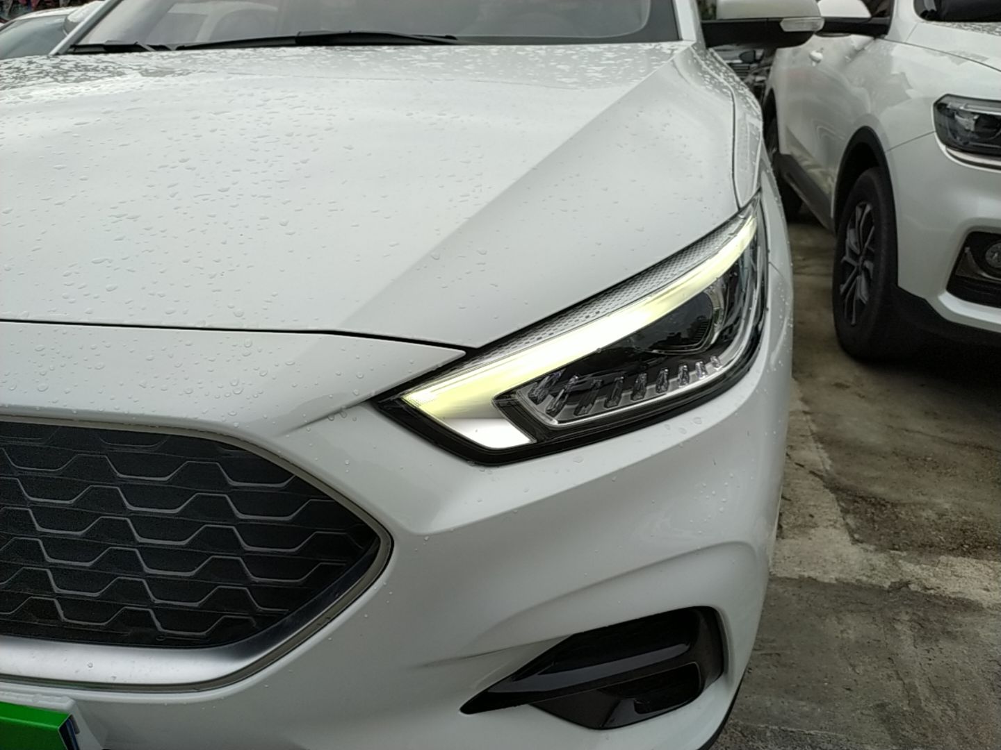 MG ZS 2022 180 DVVT Automatic Global Million-Unit 958 Edition — снимка 8