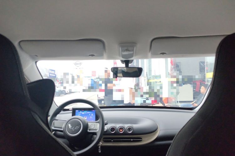 Used Wuling Bingo 2023 203km Light Edition Headliner