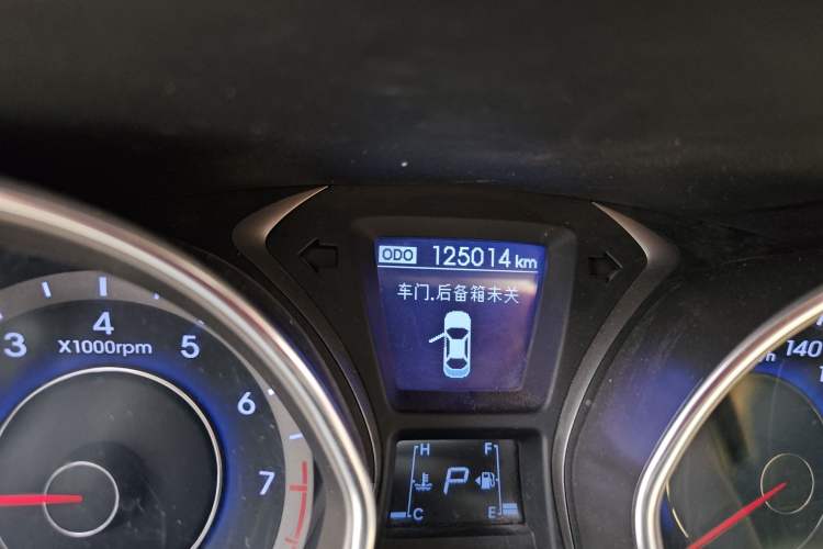 Used Hyundai Elantra (5th Generation / Langdong) 2015 1.6L Automatic Luxury Model
