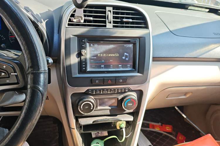 Used Chery Tiggo 3 2014 1.6L Manual Zhishang Edition
