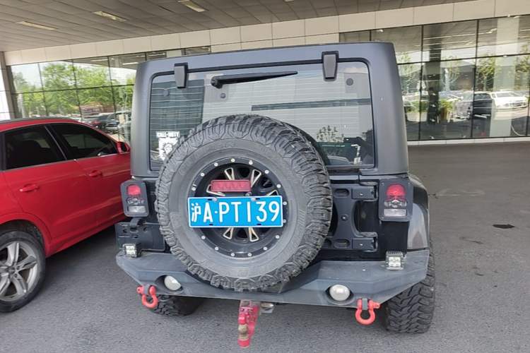 Used Jeep Wrangler 2013 3.6L Sahara Four-Door Edition