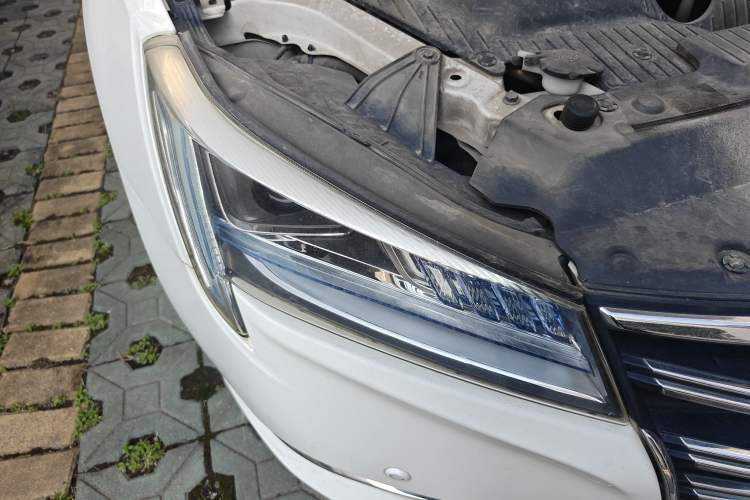 Used Luxgen 5 2015 1.8T Automatic ZhiZun Model