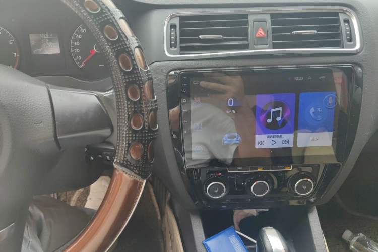 Used Volkswagen Sagitar 2014 Revised Version 1.6L Automatic Comfort Edition