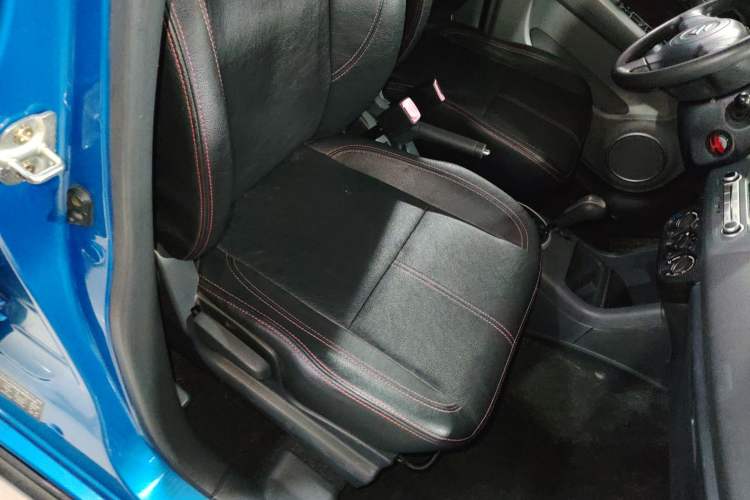 Used Suzuki Swift 2015 1.5L Automatic Limited Edition
