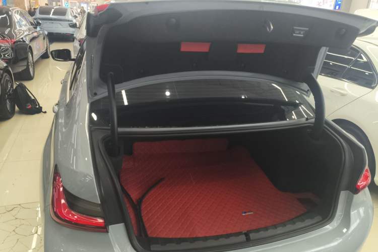 Used BMW 3 Series 2025 325Li M Sport Package
