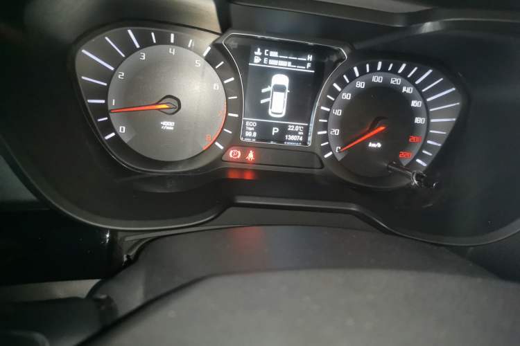 Used GAC Trumpchi GS4 2017 235T Automatic Two-Wheel Drive Luxury Smart Connectivity Version Odometer Close Up