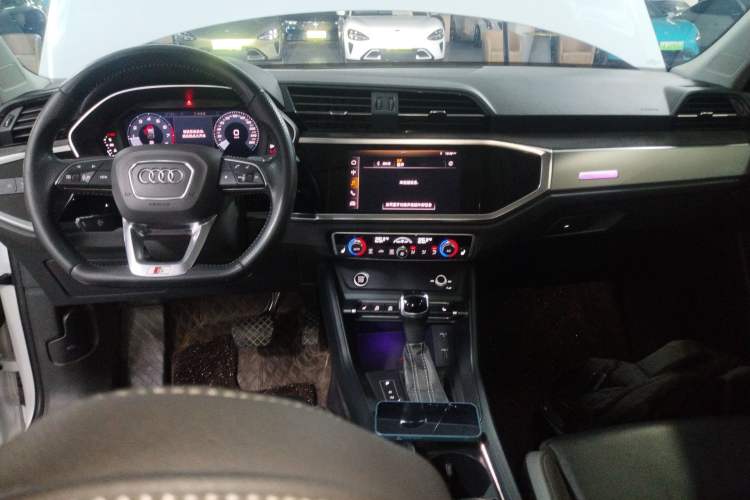 Used Audi Q3 Sportback 2020 40 TFSI Fashion Model
